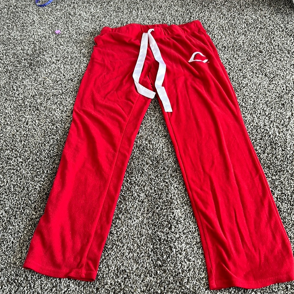 Women’s MLB Genuine Merchandise Cincinnati Reds Sweatpants M